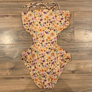 NWT Women's JMP The Label Colorful Floral Print Cut Out One Piece Swimsuit XS